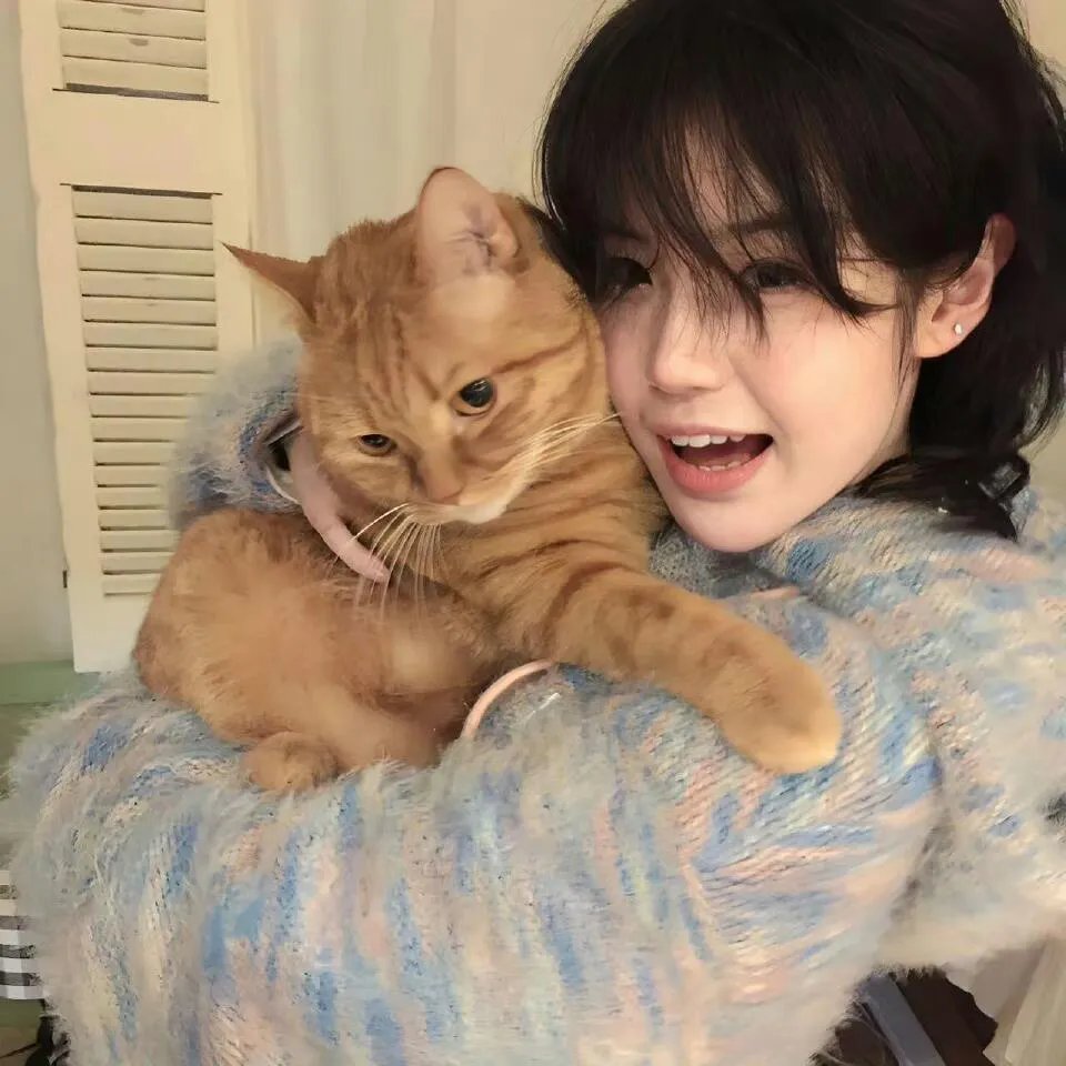 垃圾箱里的婴儿